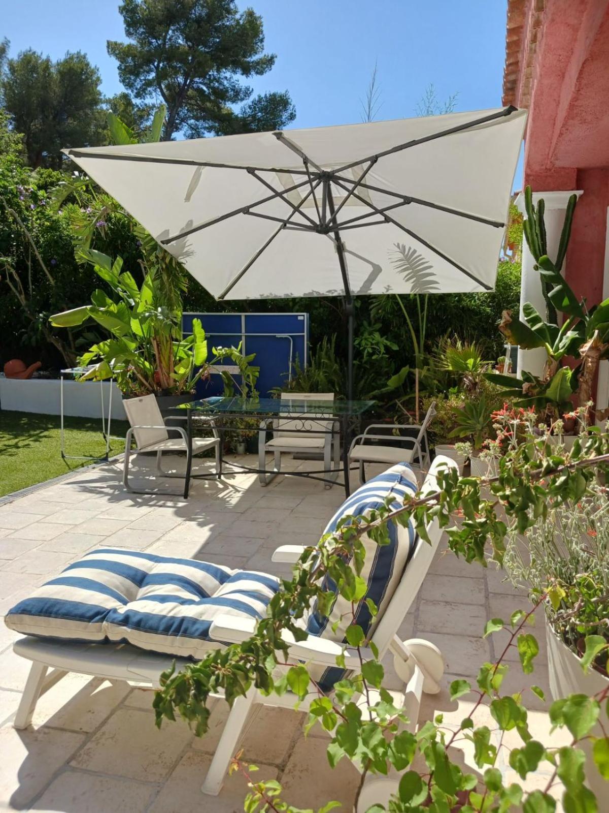 Bois Joli Bed & Breakfast Hyères Exterior foto